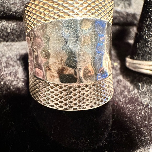 925 Sterling Silver Statement Cigar Band Ring Size 8 - Picture 3 of 5